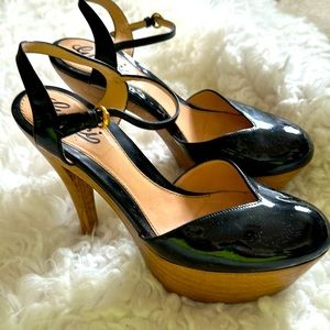 Gucci Women’s Slingback Platform Sandals